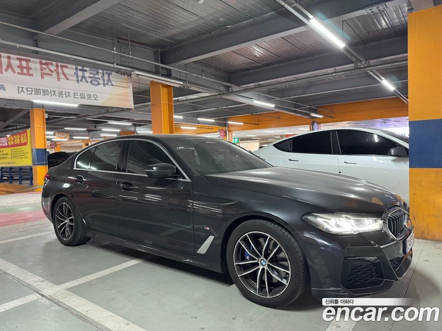BMW 5-Series 520i M Sport, 2023