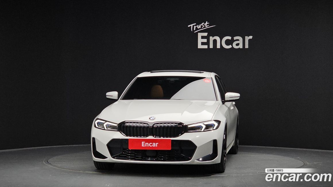 BMW 3-Series 320i M Sport, 2024