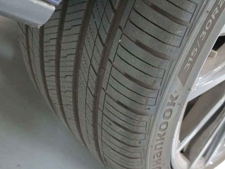 BMW X5 M60i First Edition, 2024