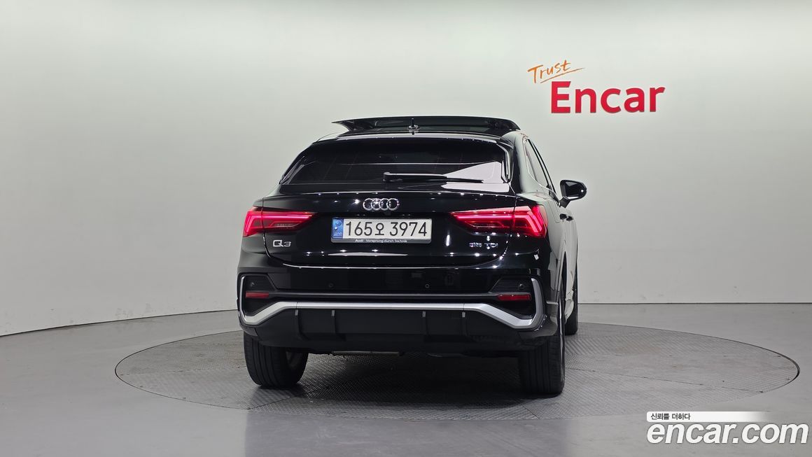 Audi Q3 35 TDI Premium Sportback, 2022