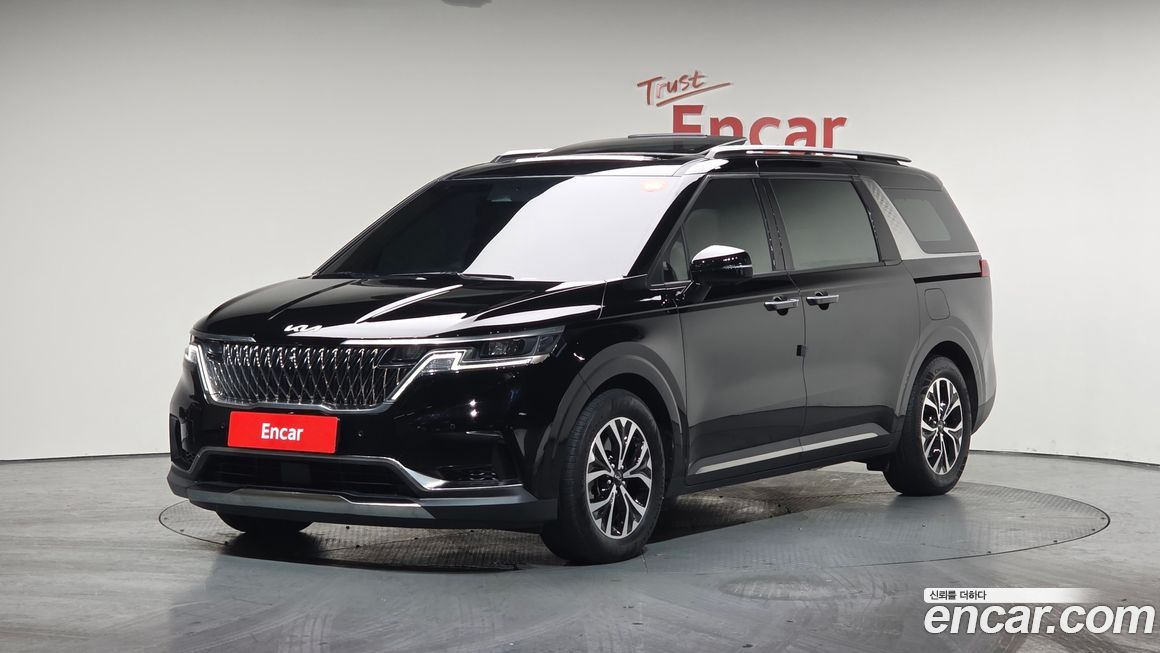 Kia Carnival 9-Seater Signature, 2023