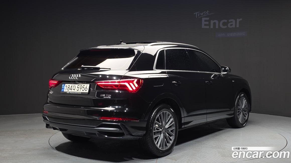 Audi Q3 35 TDI Quattro Premium, 2022