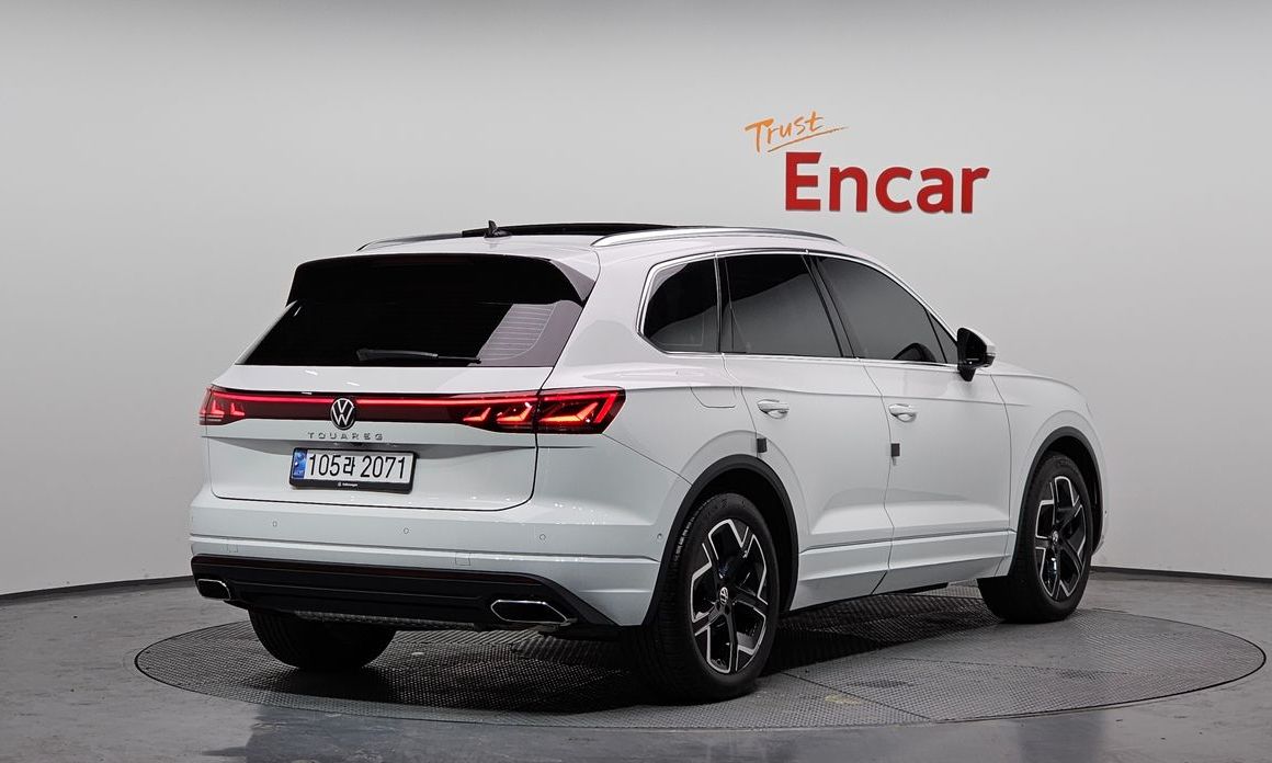 Volkswagen Touareg 3.0 TDI Prestige, 2024