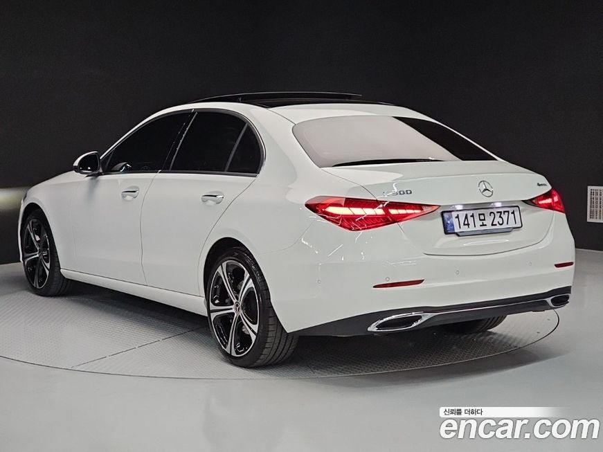 Mercedes-Benz C-Class C300 4MATIC Avantgarde, 2023