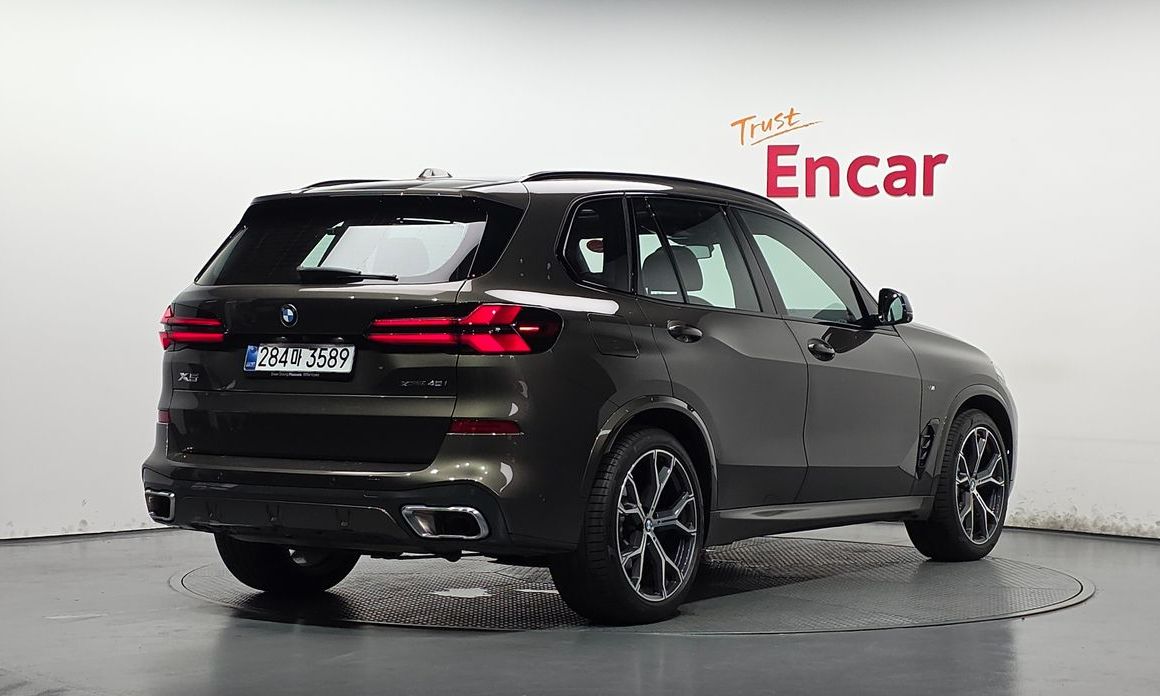 BMW X5 xDrive 40i M Sport, 2025