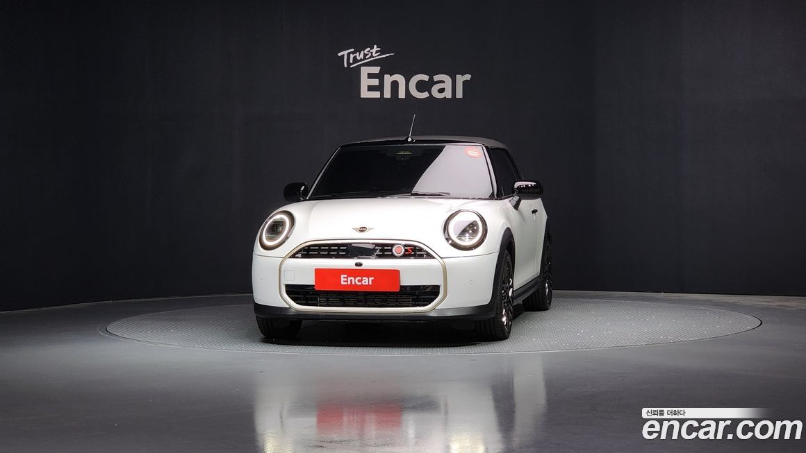 Mini Cooper Convertible Favoured, 2025