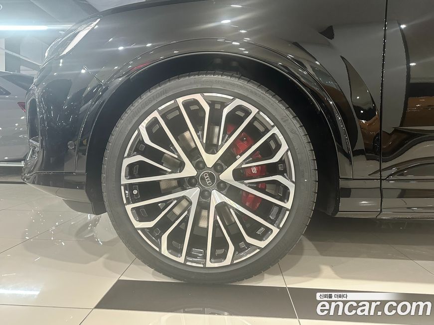Audi SQ7 4.0 TFSI Quattro, 2026