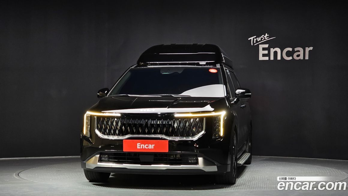 Kia Carnival 9-Seater Hi Limousine, 2024