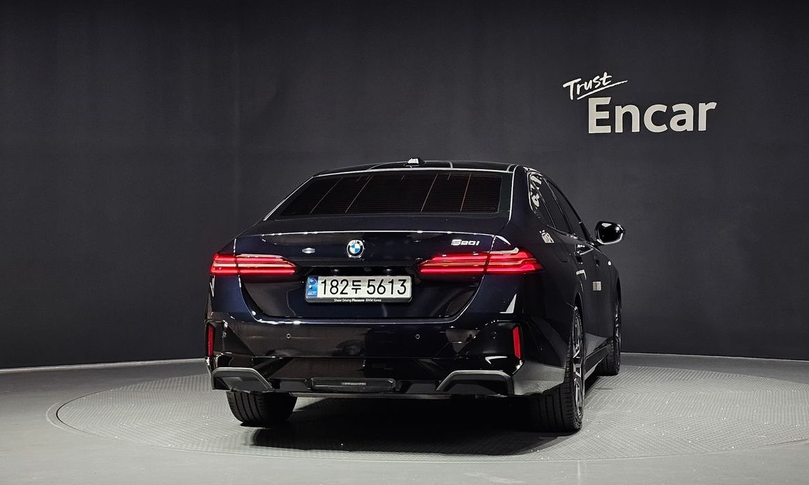 BMW 5-Series 520i M Sport, 2024