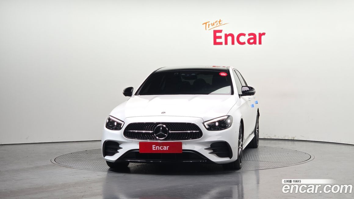 Mercedes-Benz E-Class E350 4MATIC AMG Line, 2023