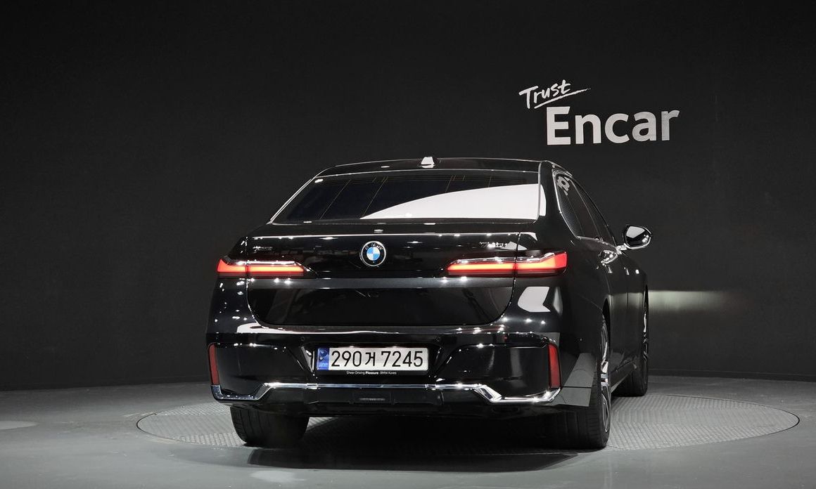 BMW 7-Series 740i xDrive M Sport Limited, 2024