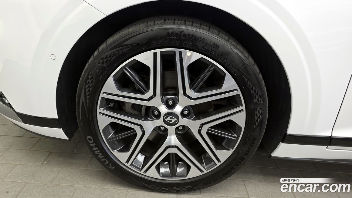 Hyundai Grandeur 2,5 Gasoline 2WD, 2023