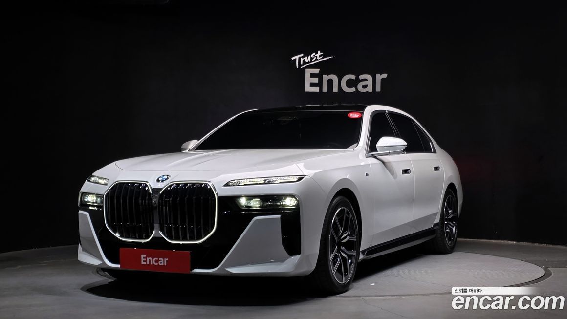 BMW 7-Series 740i xDrive M Sport, 2024