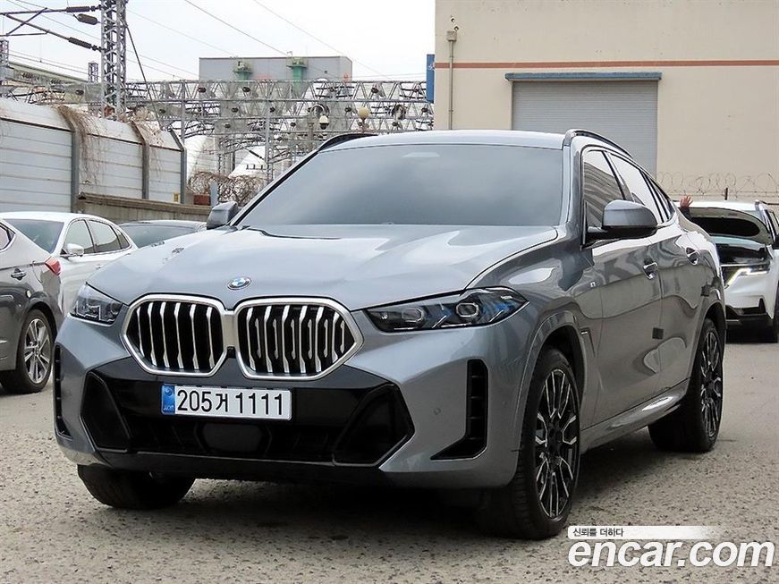 BMW X6 xDrive40i M Sport, 2025