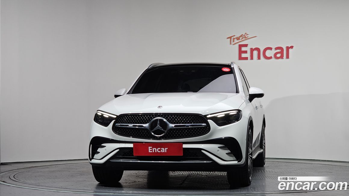 Mercedes-Benz GLC-Class GLC300 4MATIC AMG Line, 2025