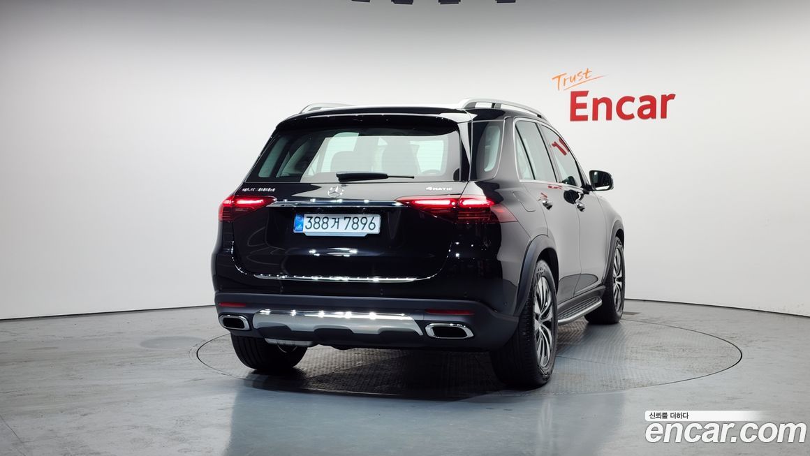 Mercedes-Benz GLE-Class GLE300d 4MATIC, 2026