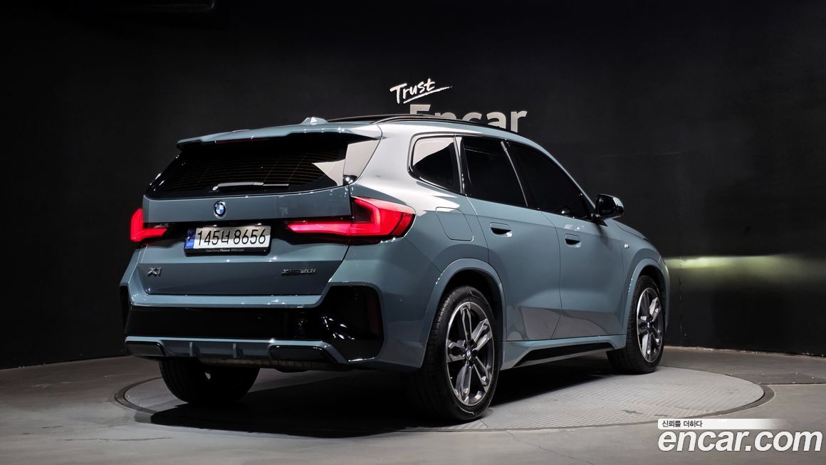 BMW X1 xDrive 20i M Sport, 2024