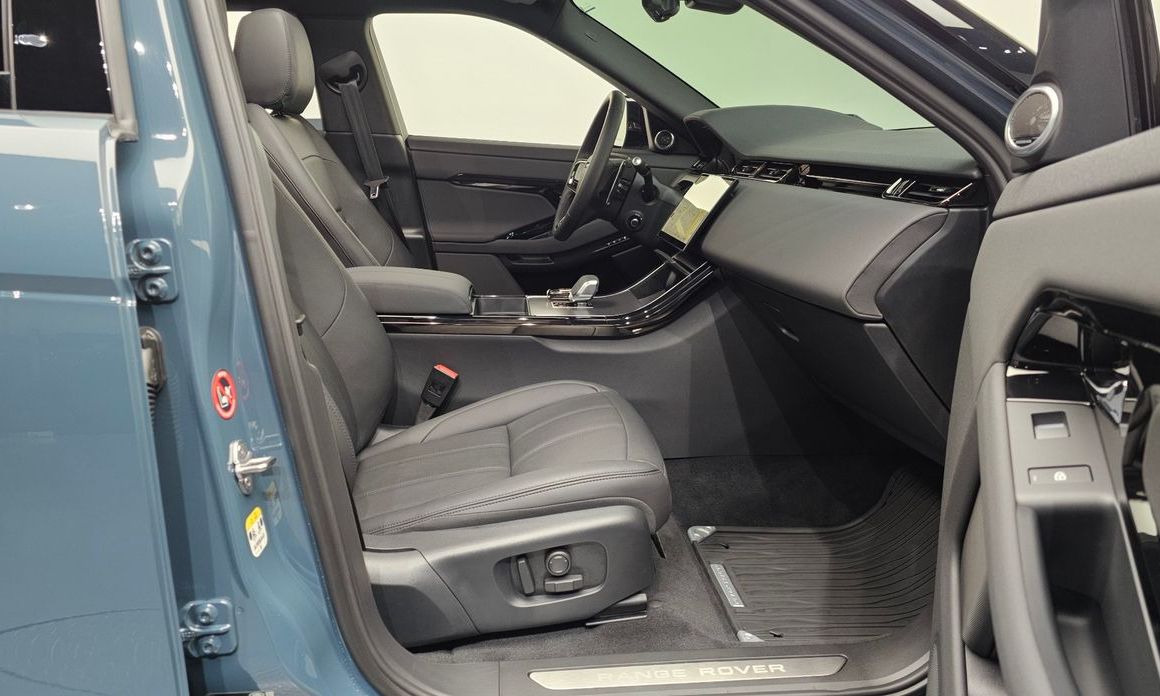 Land Rover Range Rover Evoque P250 Dynamic SE, 2025