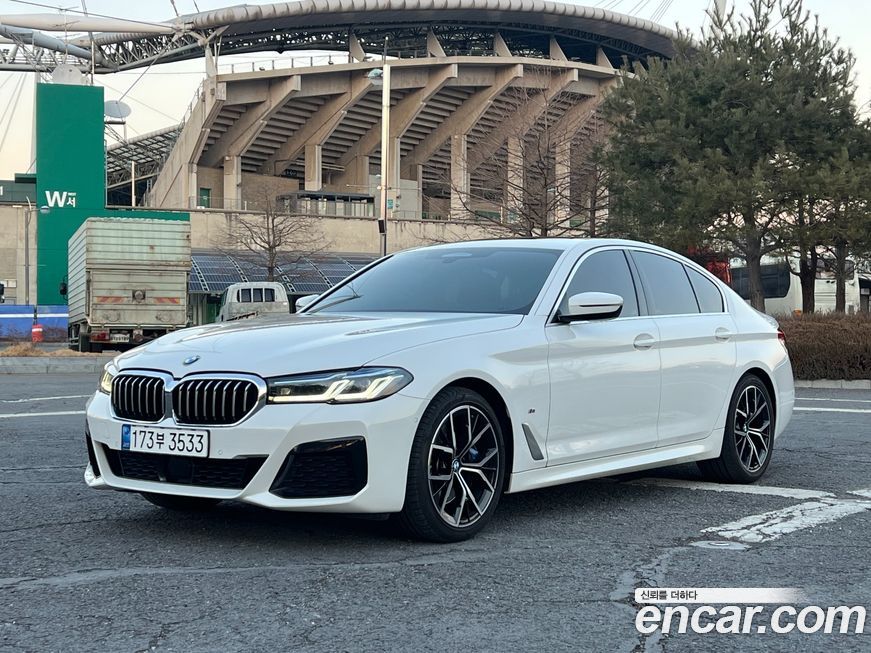 BMW 5-Series 530i xDrive M Sport Package, 2023