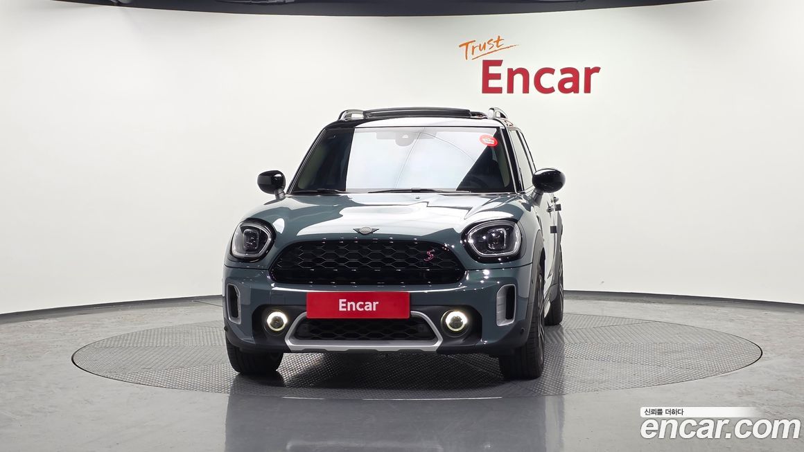 Mini Countryman ALL4 Classic Launch Pack, 2023
