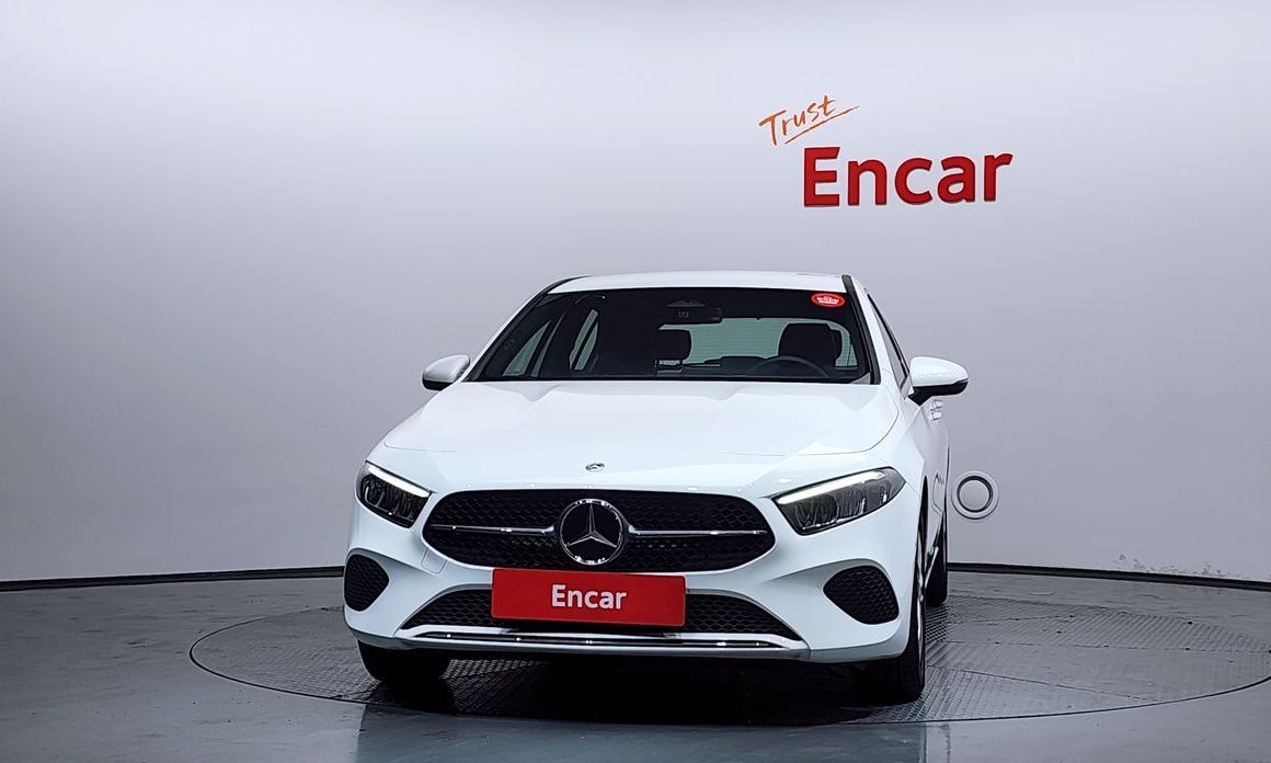 Mercedes-Benz A-Class A220 Hatchback, 2025