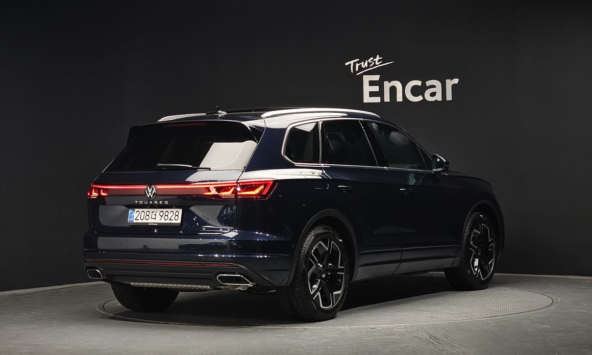 Volkswagen Touareg 3.0 TDI Prestige, 2024