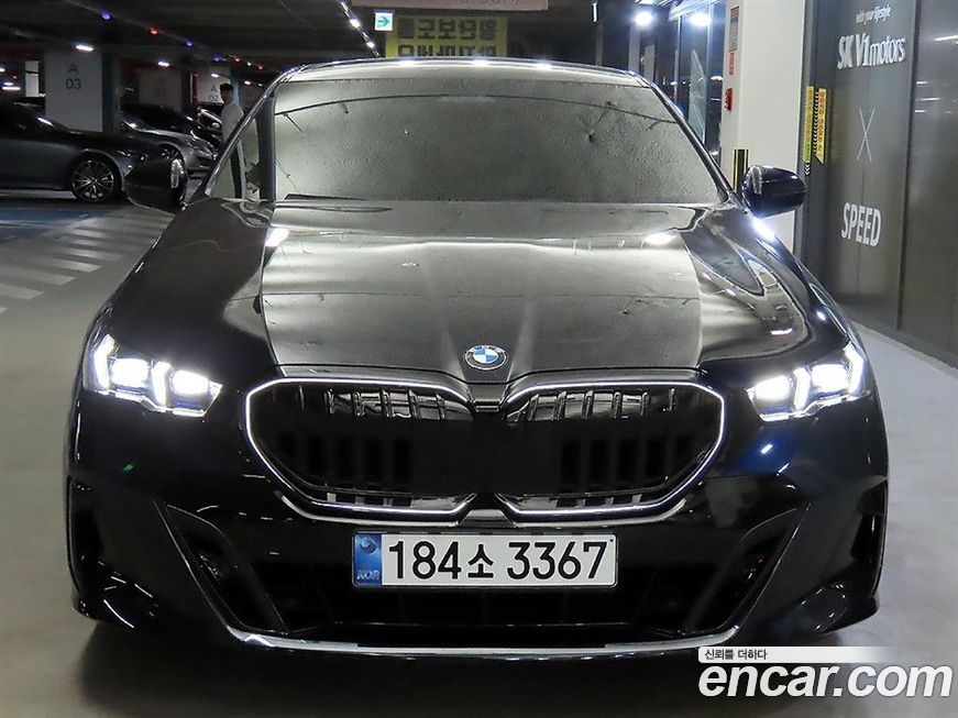 BMW 5-Series 520i M Sport, 2025
