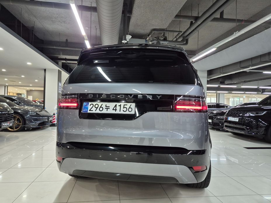 Land Rover Discovery P360 Dynamic HSE, 2025