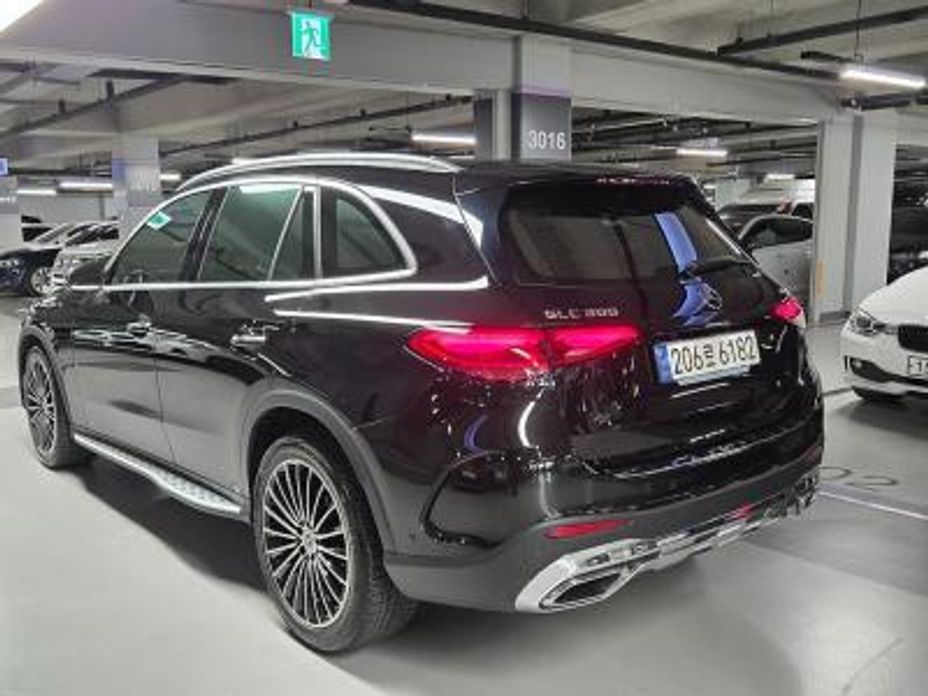 Mercedes-Benz GLC-Class GLC 300 4MATIC Avantgarde, 2024