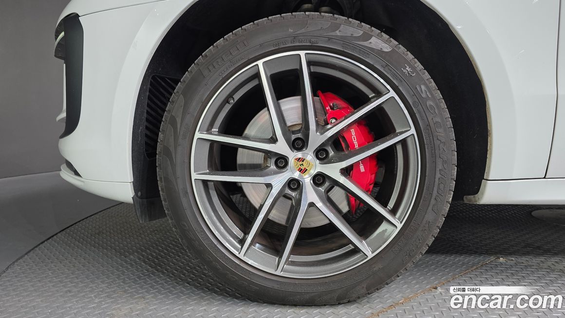 Porsche Macan 2.9 S, 2023