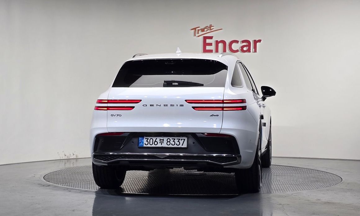 Genesis GV70 2.5T Gasoline AWD, 2025
