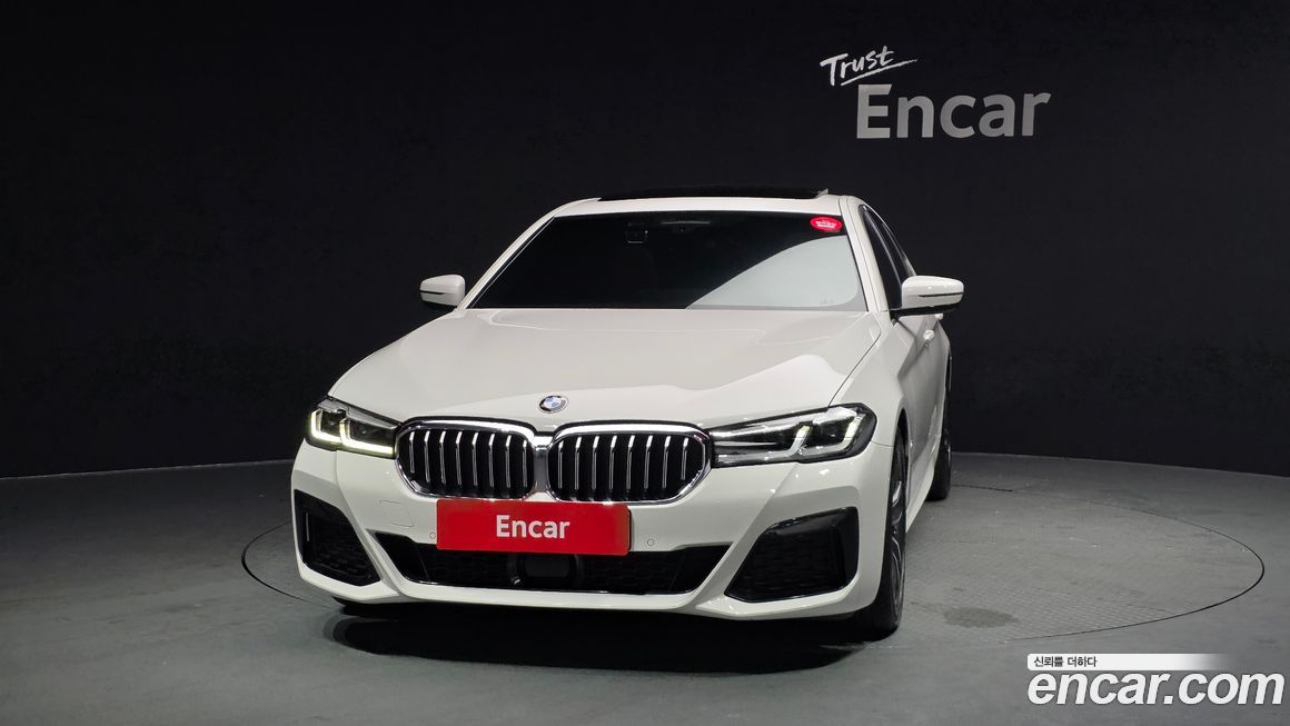 BMW 5-Series 520i M Sport, 2022