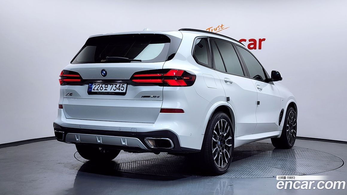 BMW X5 xDrive 30d M Sport, 2024