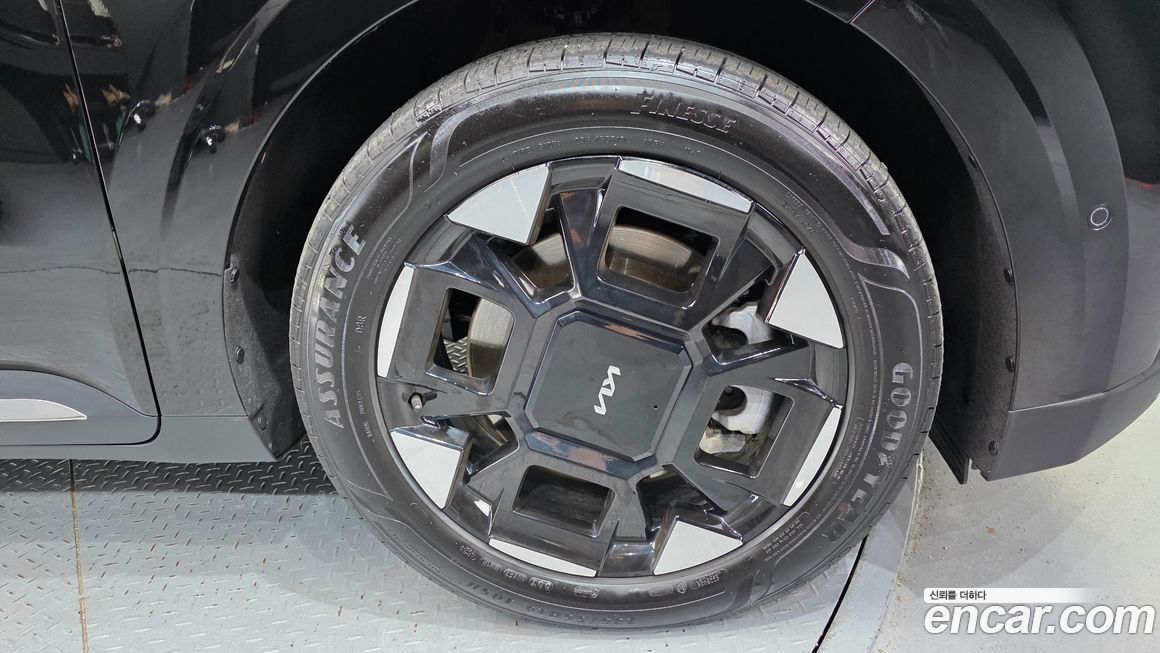 Kia Carnival 7-Seater Noblesse, 2025