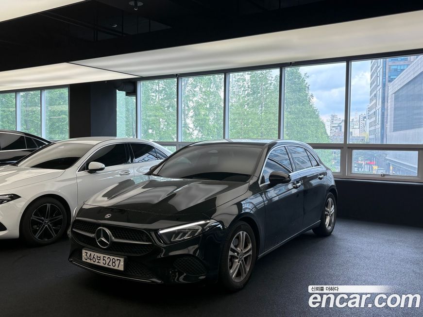 Mercedes-Benz A-Class A220 Hatchback, 2025
