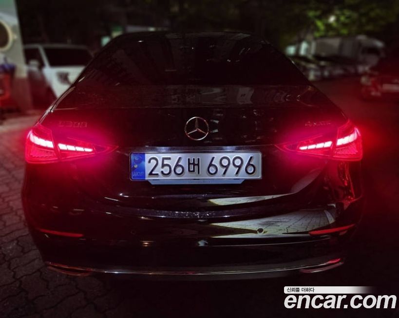 Mercedes-Benz C-Class C300 4MATIC Avantgarde, 2023