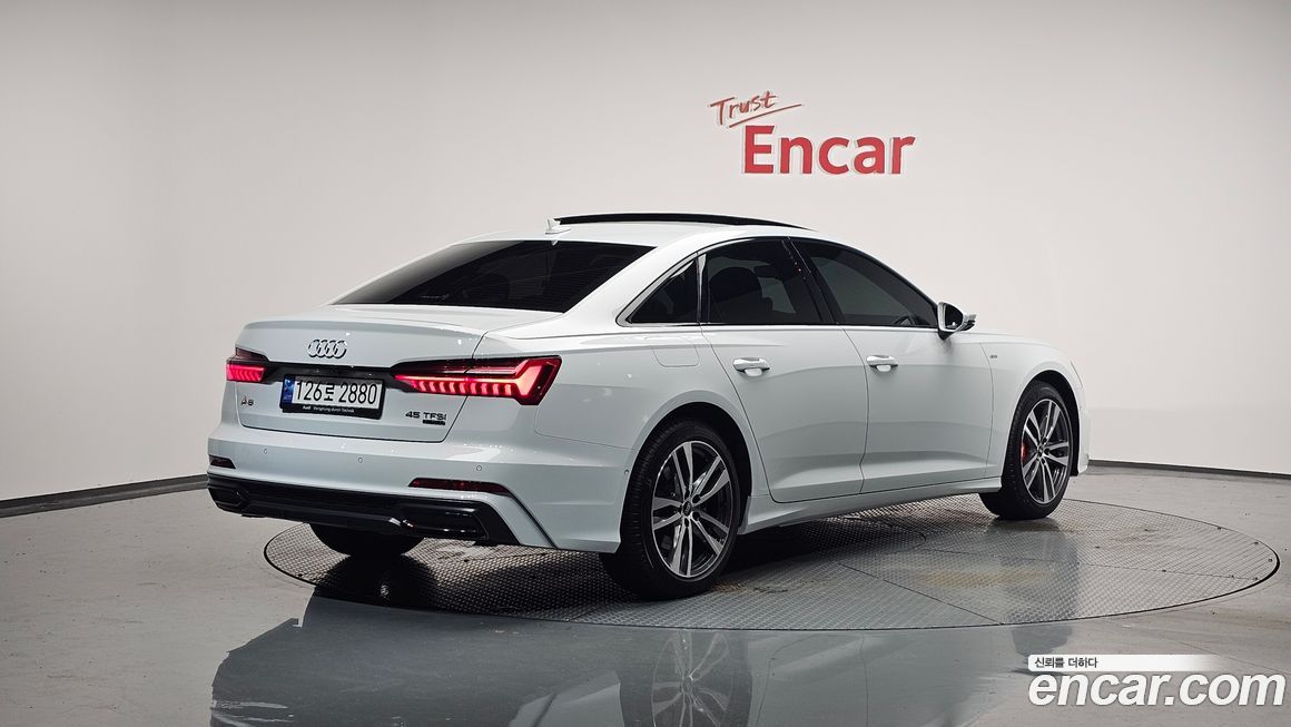 Audi A6 45 TFSI Quattro Premium, 2023