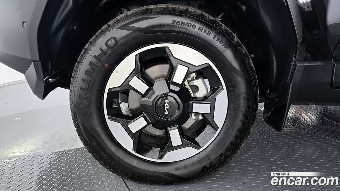 Kia Tasman 2.5T Gasoline 4WD, 2026