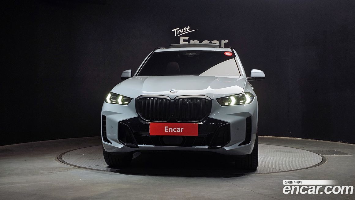 BMW X5 xDrive 40i M Sport, 2025