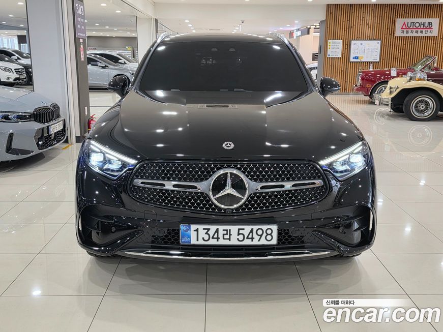 Mercedes-Benz GLC-Class GLC300 4MATIC AMG Line, 2025