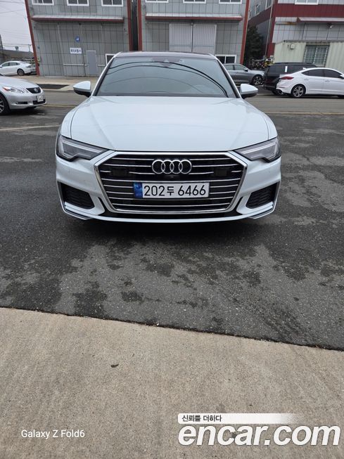 Audi A6 45 TFSI Quattro Premium, 2022