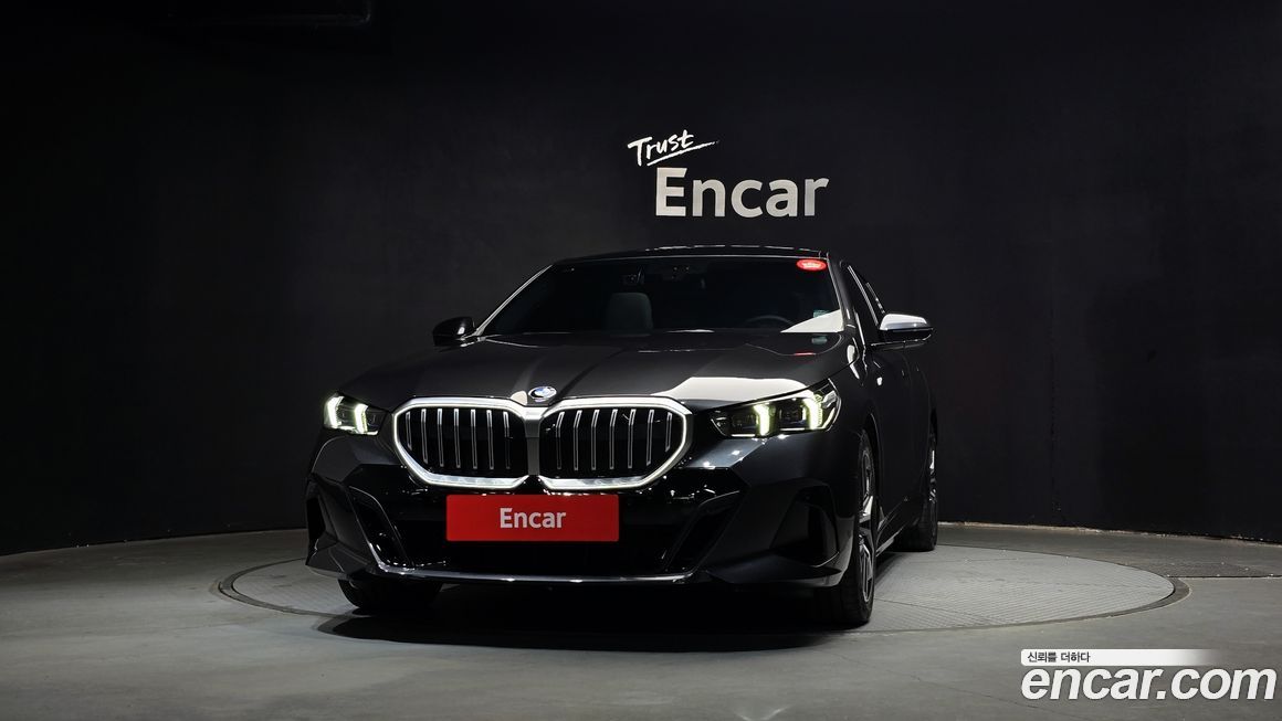 BMW 5-Series 520i M Sport, 2024