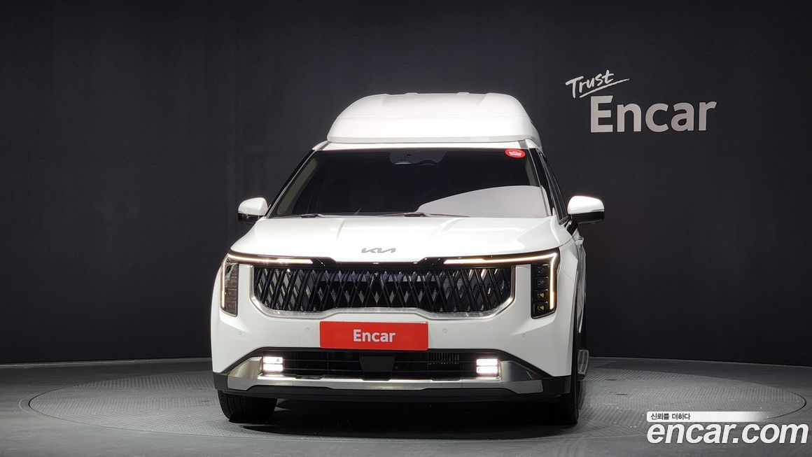 Kia Carnival 9-Seater Hi Limousine, 2024