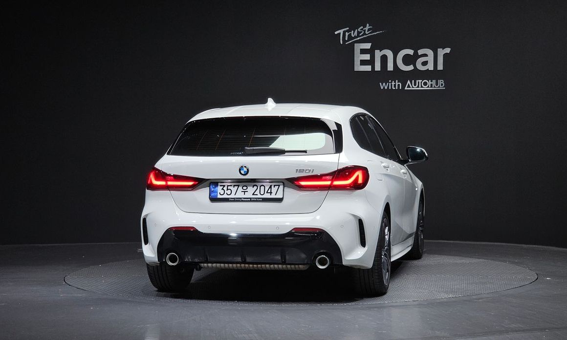 BMW 1-Series 120i M Sports, 2024