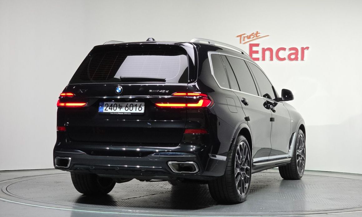 BMW X7 xDrive 40d M Sport 6STR, 2025