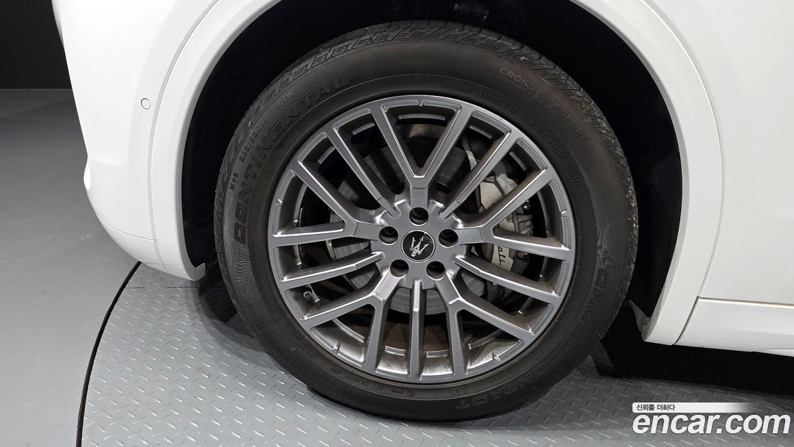 Maserati Grecale 2.0 AWD GT, 2024