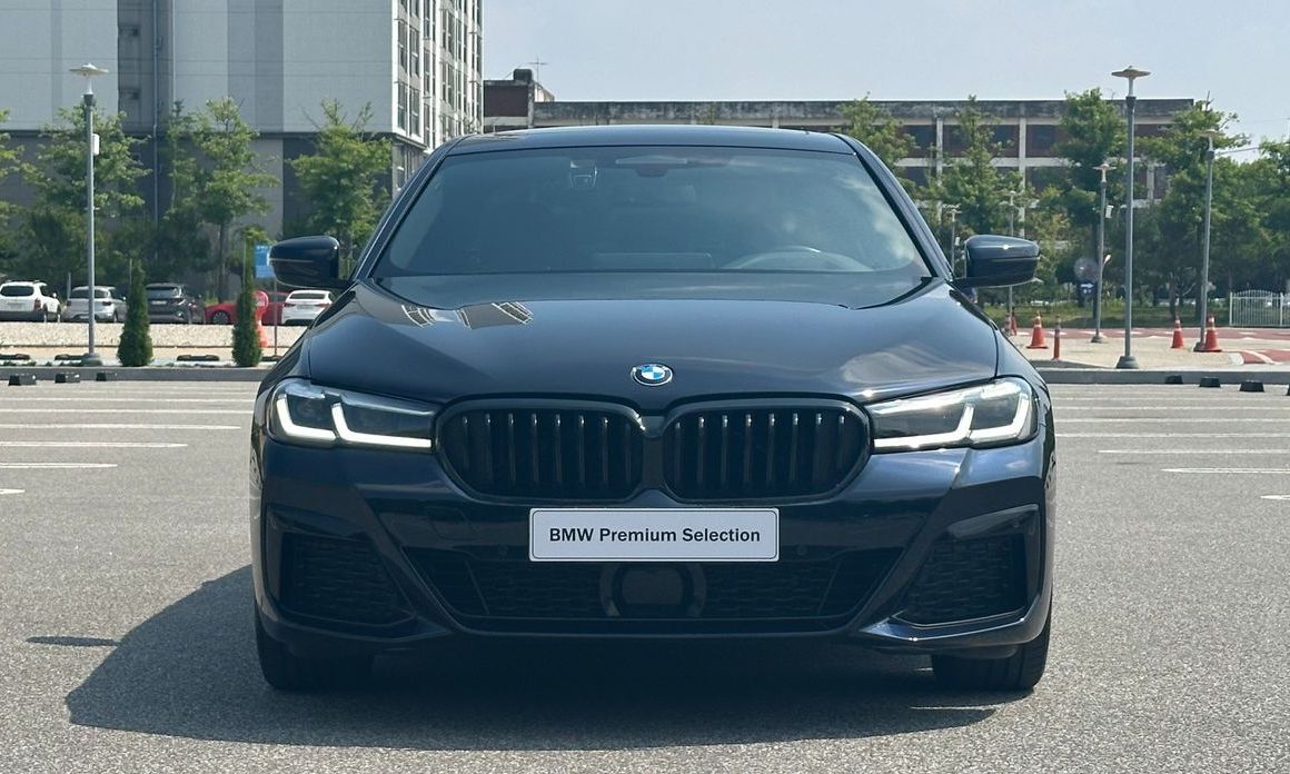 BMW 5-Series 530i xDrive M Sport Package, 2022