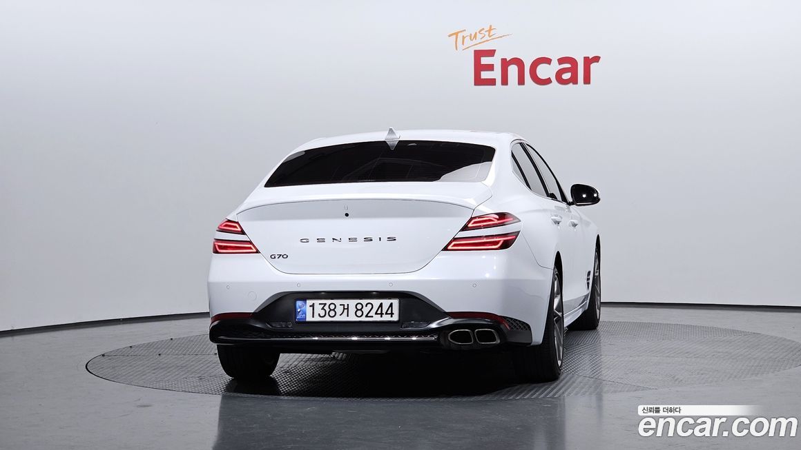 Genesis G70 Gasoline 2.0T 2WD, 2022