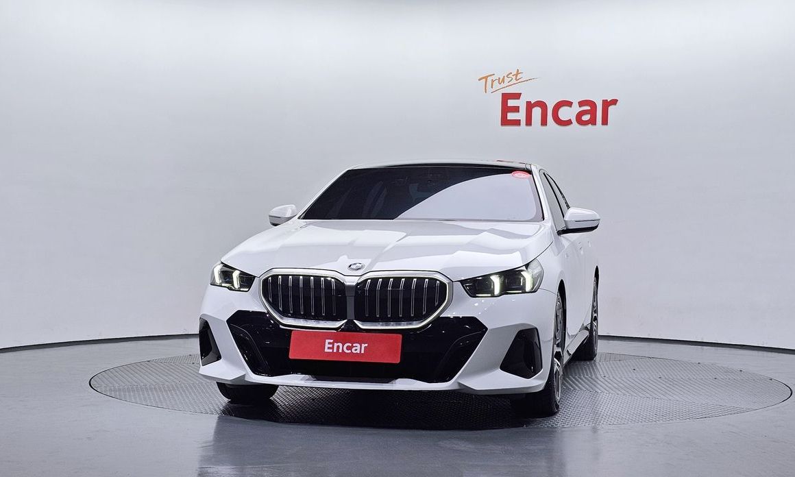 BMW 5-Series 520i M Sport, 2024