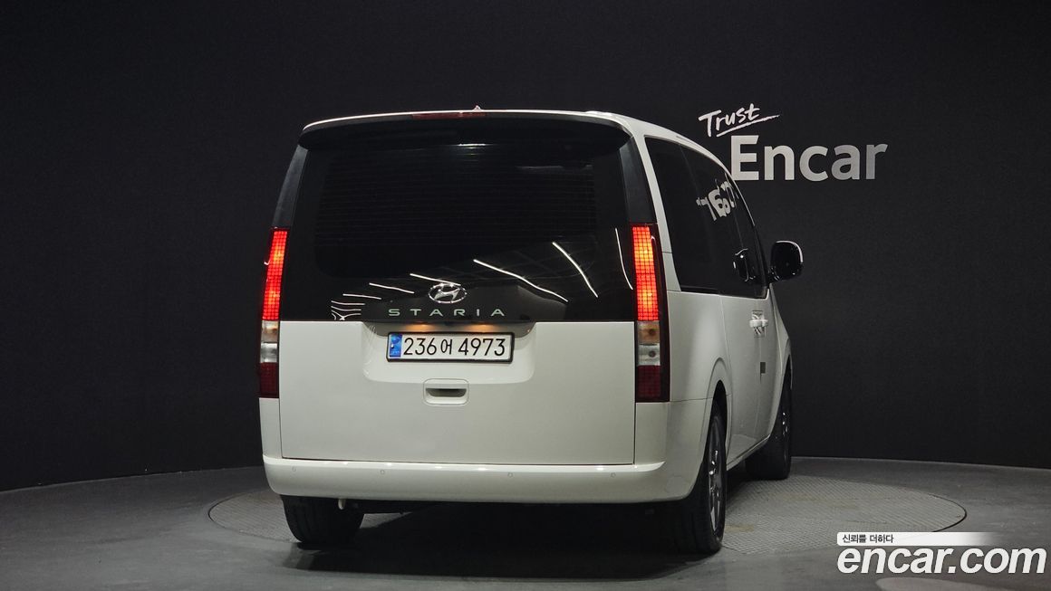 Hyundai Staria Tourer 9-Seater, 2024